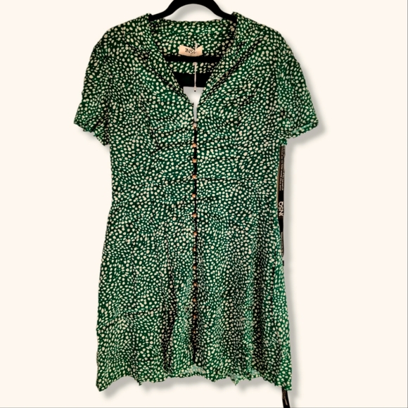 *New* Green Manon  pearl buttons size 10 - Picture 2 of 3